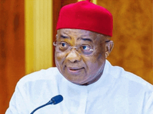 Imo Governor Uzodinma Clarifies Stance on Succession and Charter of Equity Amid Owerri Zone Visit